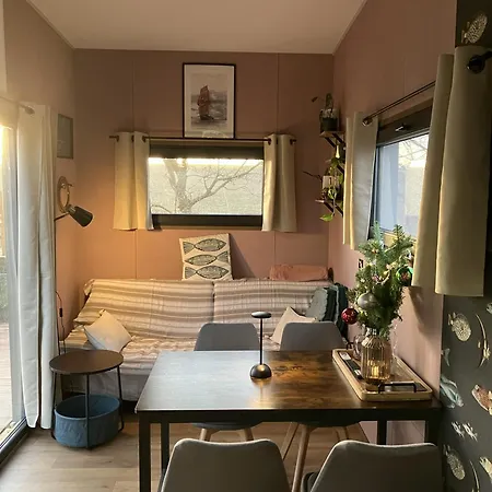 Holiday home Tinyhaus Sundevit *